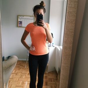 GAP Fit Coral Workout Scoop Neck Tshirt